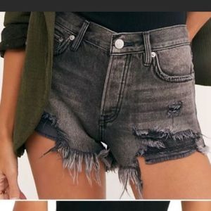We The Free Black Denim Short Distressed Frayed Button Fly Women’s Size 28